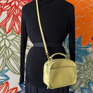 Vintage Coach Lunch Box Zip 9991 Rare Limited Seasonal Color Lime - EUC